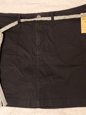 Womens SIZE 16 High Sierra Black Pants with Chevron Waistband